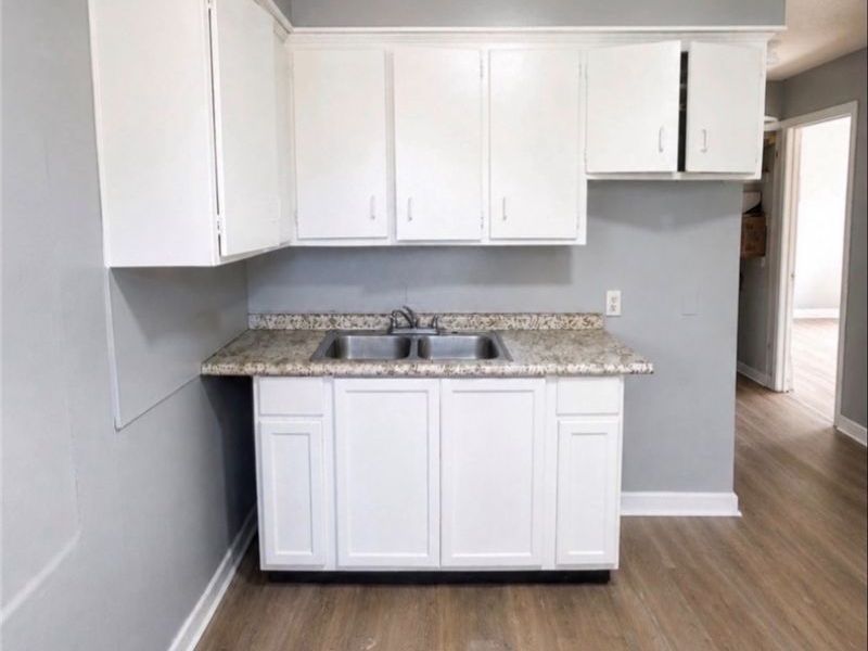 4197 E 160th Street, Cleveland, OH 44128 Photo 5
