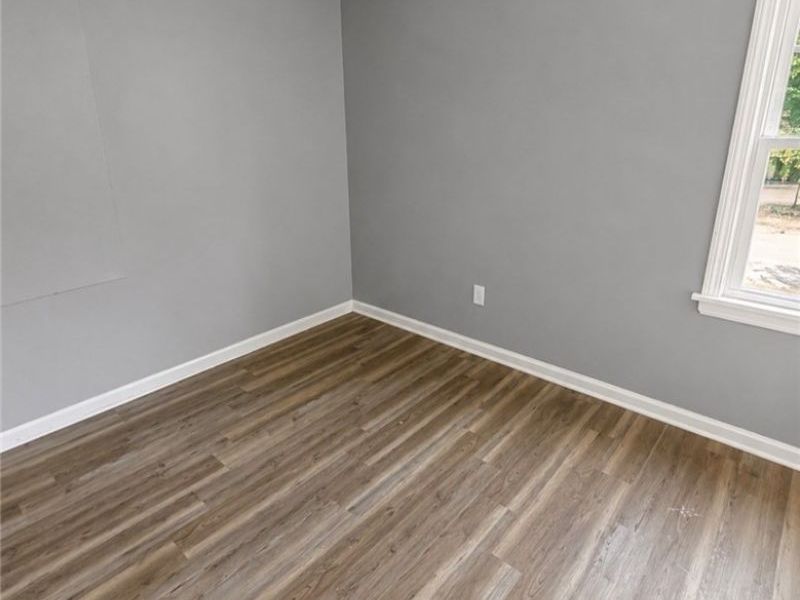 4197 E 160th Street, Cleveland, OH 44128 Photo 8