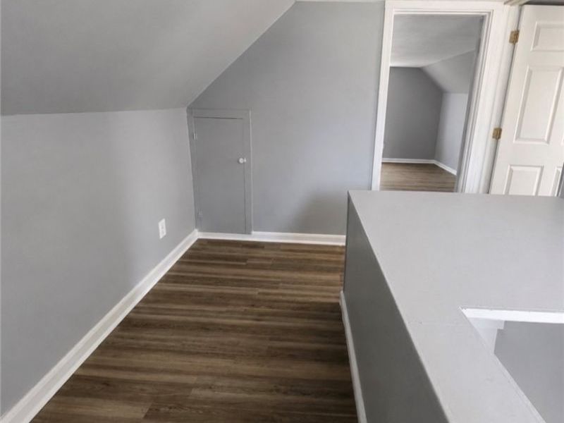4197 E 160th Street, Cleveland, OH 44128 Photo 9