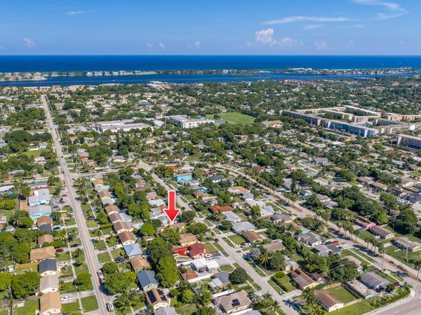 171 NE 28TH Court, Boynton Beach, FL 33435