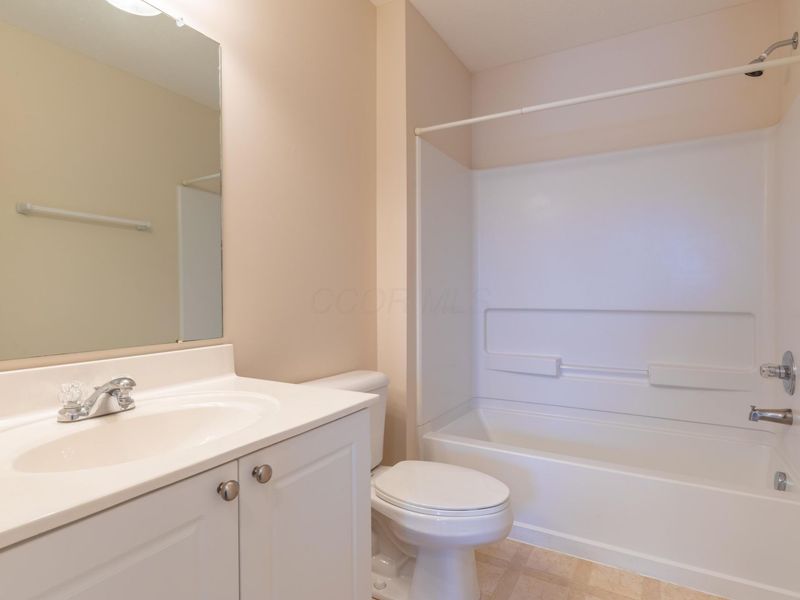 964 Charleston Way Drive, Unit 10C, Westerville, OH 43081 Photo 6
