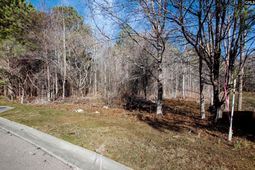 357 Garvey Circle  photo 4