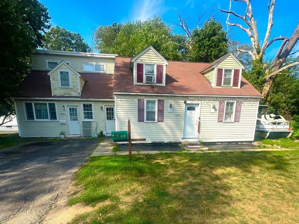 1495 Grafton Rd, Millbury, MA 01527