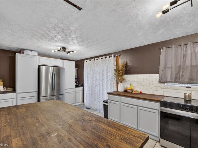 5124 Willow Crest Avenue, Austintown, OH 44515 Photo 13