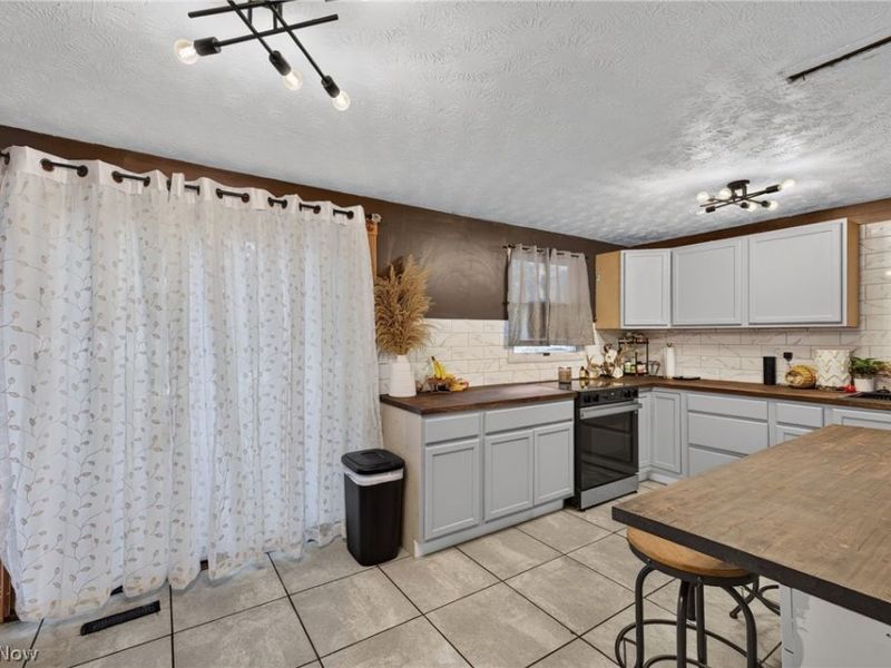 5124 Willow Crest Avenue, Austintown, OH 44515 Photo 17