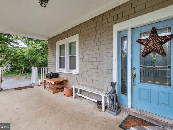 8935 FAIRGROUND ROAD, BEL ALTON, MD 20611