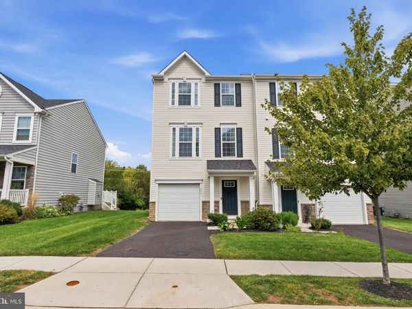 633 COLUMBUS DRIVE, SPRING CITY, PA 19475
