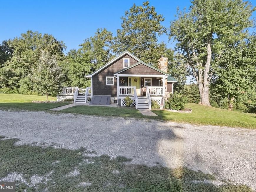 17601 E Sunshine Trl, Sabillasville, MD 21780 Main Photo