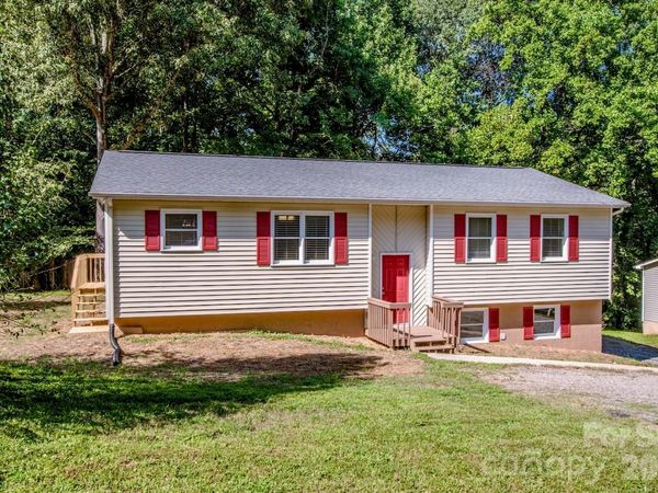 612 Sharon Drive, Statesville, NC 28625