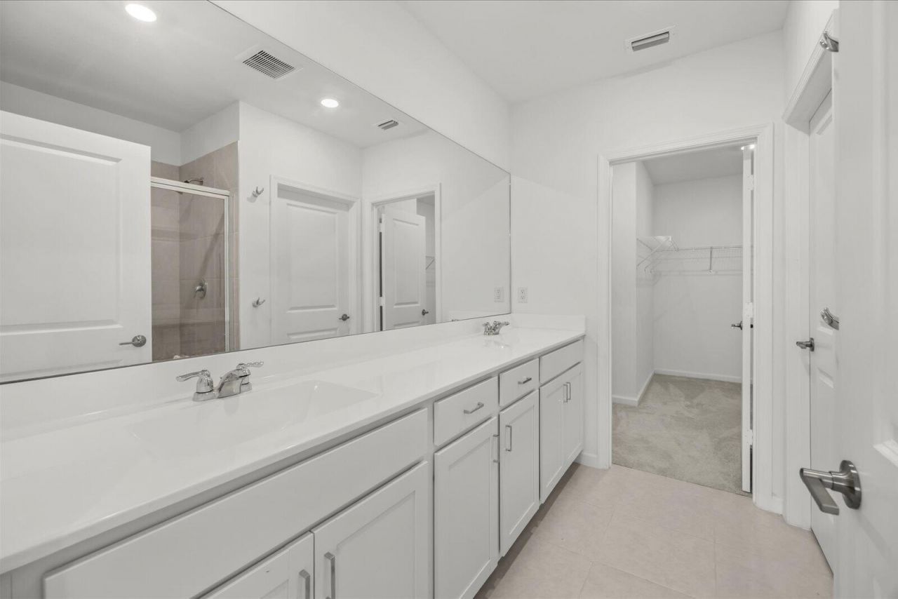 11065 NW Pondside Lane, Port Saint Lucie, FL 34987 Photo