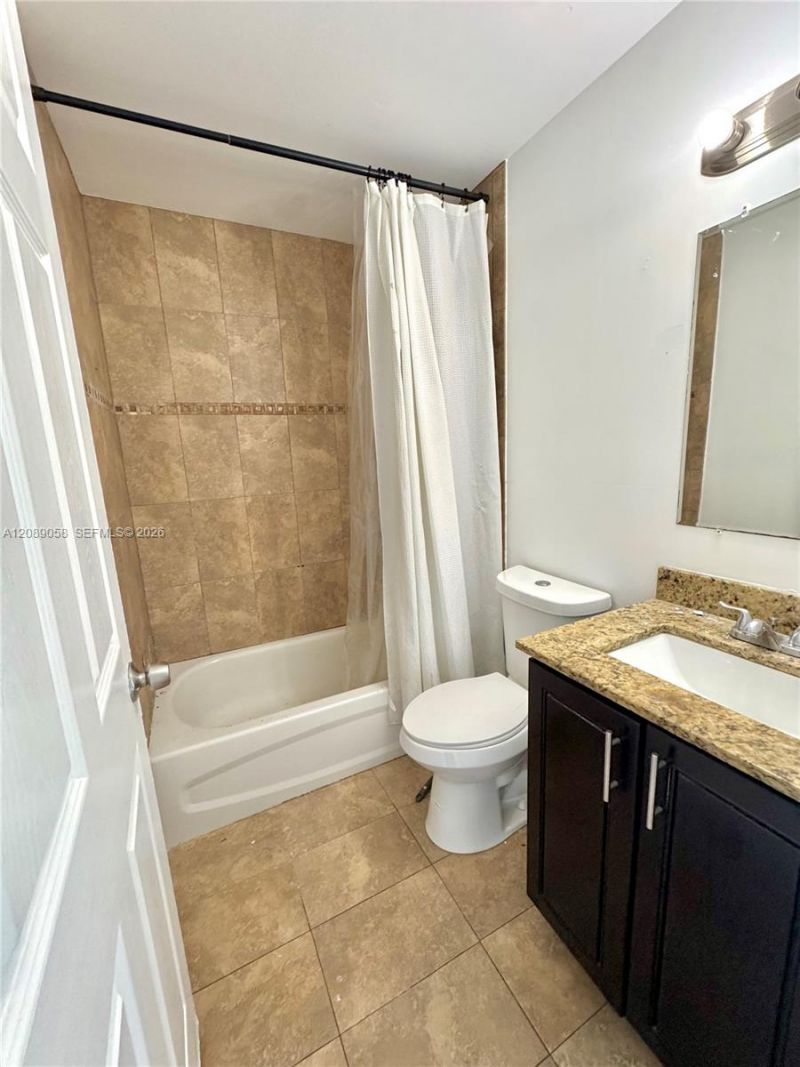 1968 NW 4th Ct, Unit 323, Miami, FL 33136 Photo