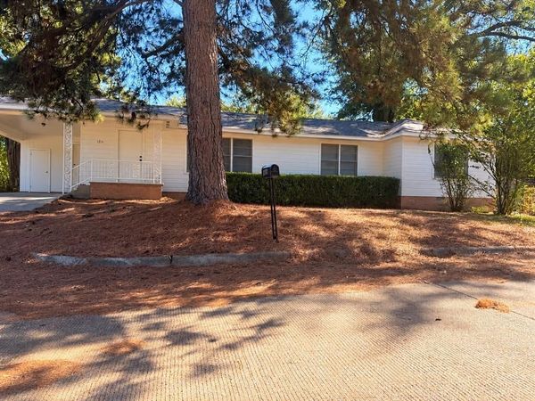 1214 Mockingbird Lane, Texarkana, TX 75501