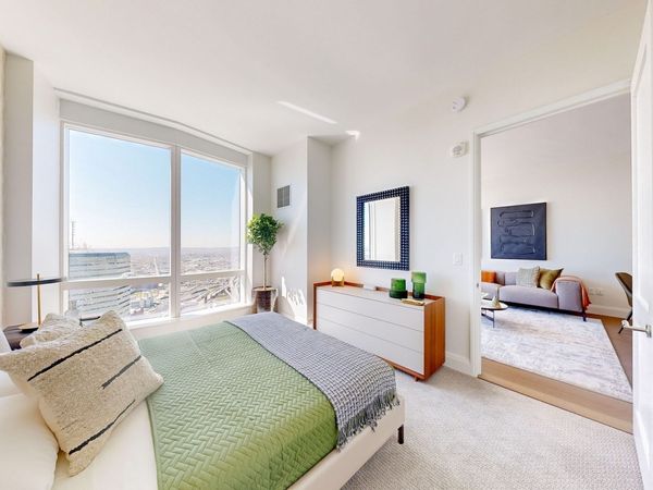 240 Devonshire Street, Unit 5207, Boston, MA 02110
