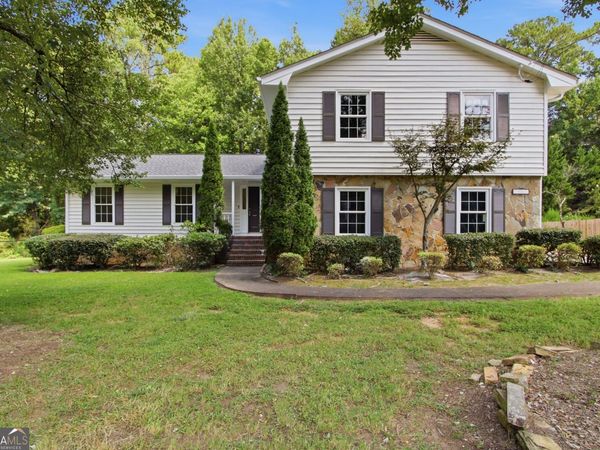 3662 Sweet Briar Lane SE, Conyers, GA 30094