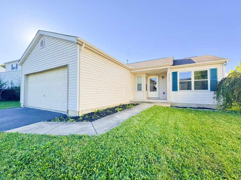 2557 Locksley Road, Grove City, OH 43123 Photo 1