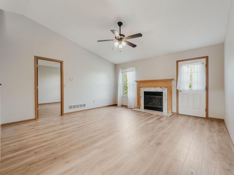 2557 Locksley Road, Grove City, OH 43123 Photo 7