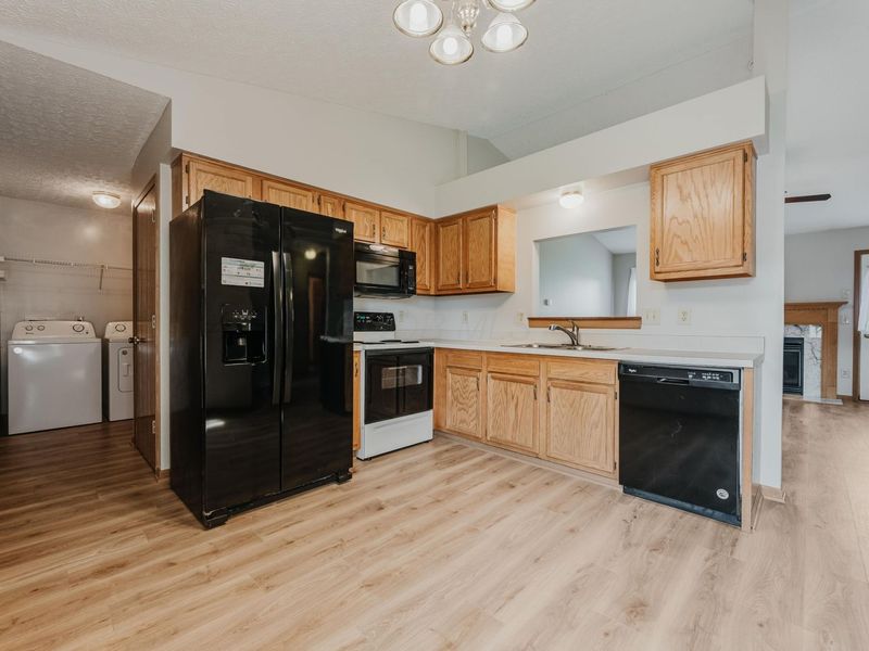 2557 Locksley Road, Grove City, OH 43123 Photo 9