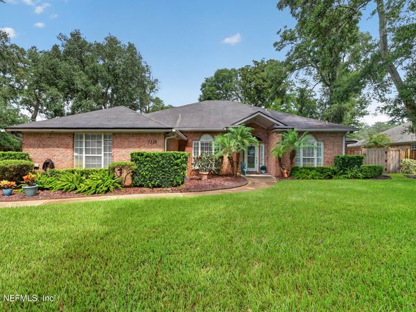 1335 ASHLEY OAKS Drive, Jacksonville Beach, FL 32250