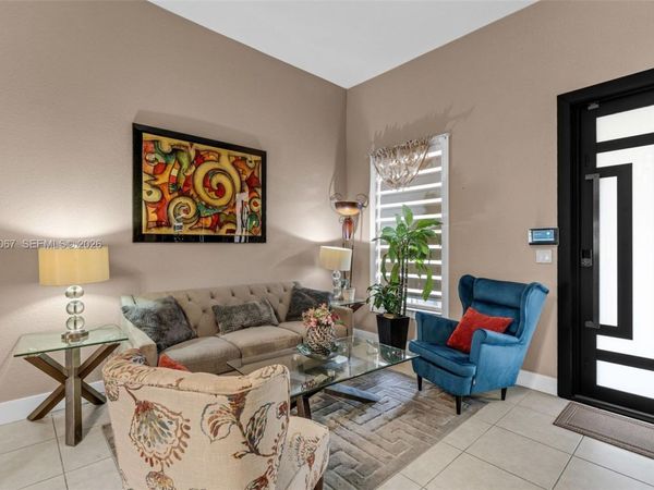 3985 NE 15th St, Homestead, FL 33033