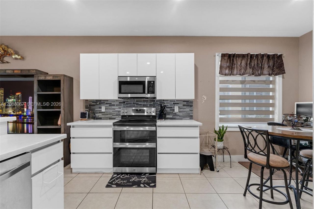 3985 NE 15th St, Homestead, FL 33033 Photo