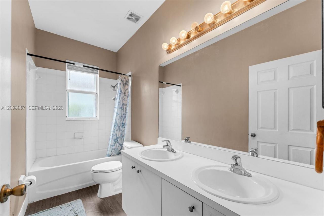 3985 NE 15th St, Homestead, FL 33033 Photo