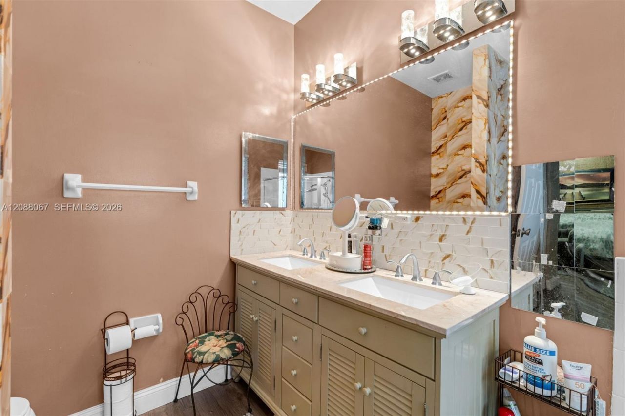 3985 NE 15th St, Homestead, FL 33033 Photo