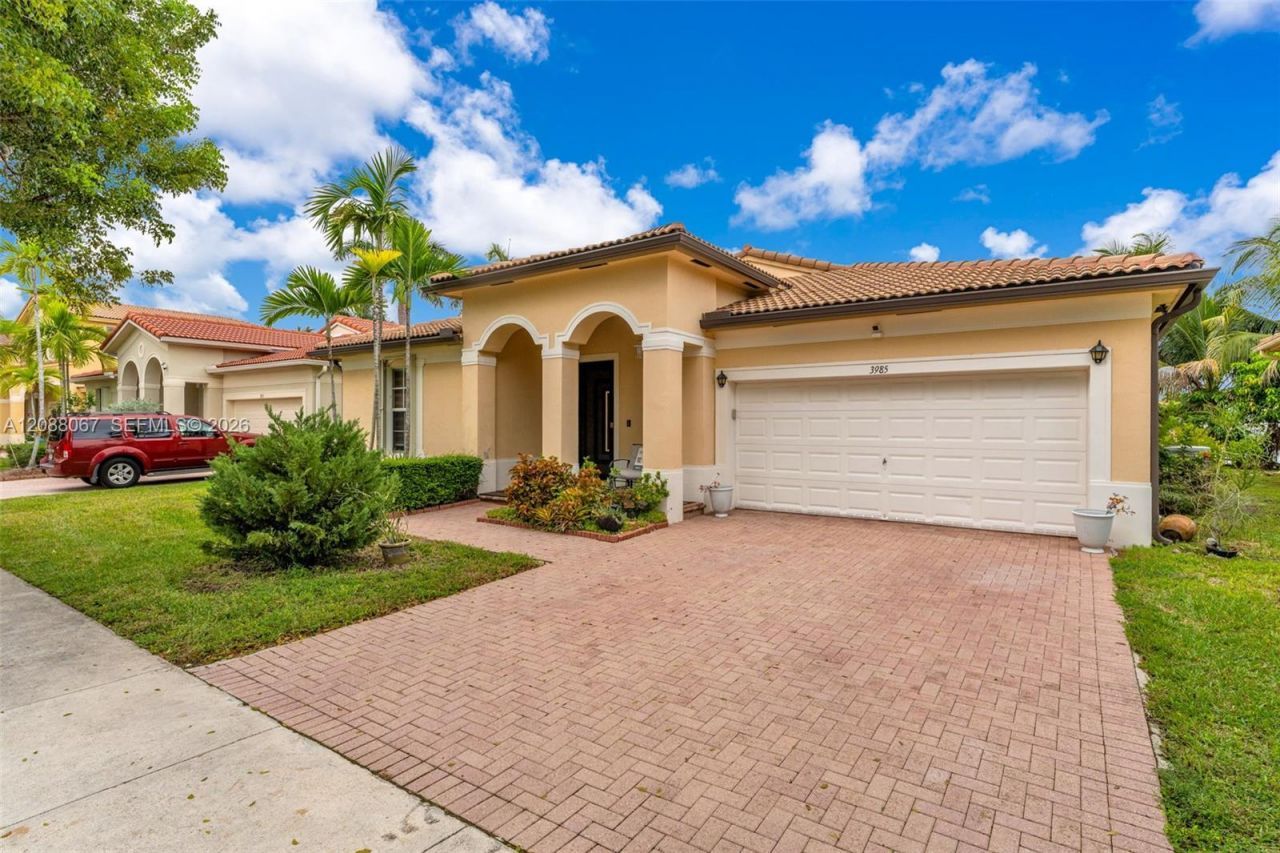 3985 NE 15th St, Homestead, FL 33033 Photo