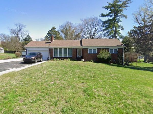 202 Grata Rd, Knoxville, TN 37914