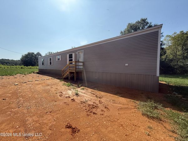 232 Enon Sartinville Road, Jayess, MS 39641
