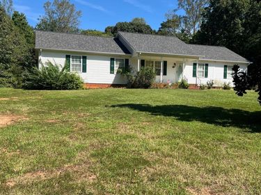 282 Bryant Road, Madison Heights, VA 24572