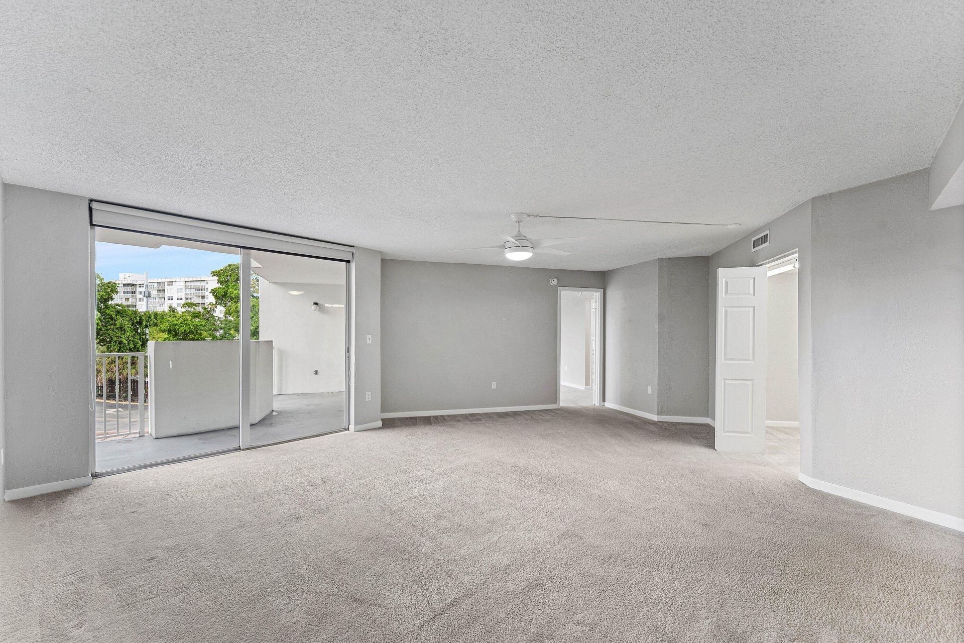 1300 NE Miami Gardens Drive, Unit 308E, Miami, FL 33179 Photo