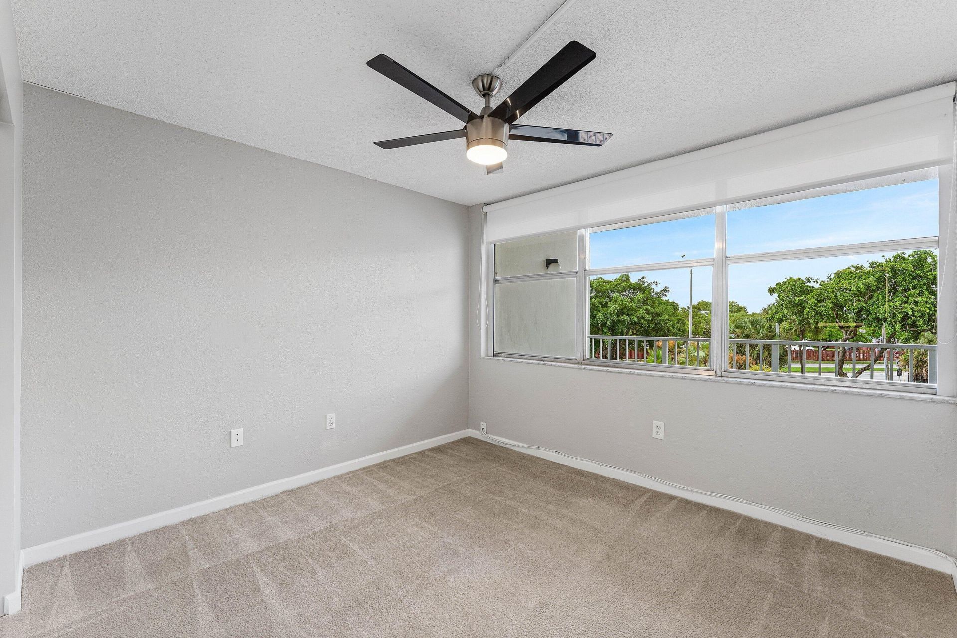 1300 NE Miami Gardens Drive, Unit 308E, Miami, FL 33179 Photo