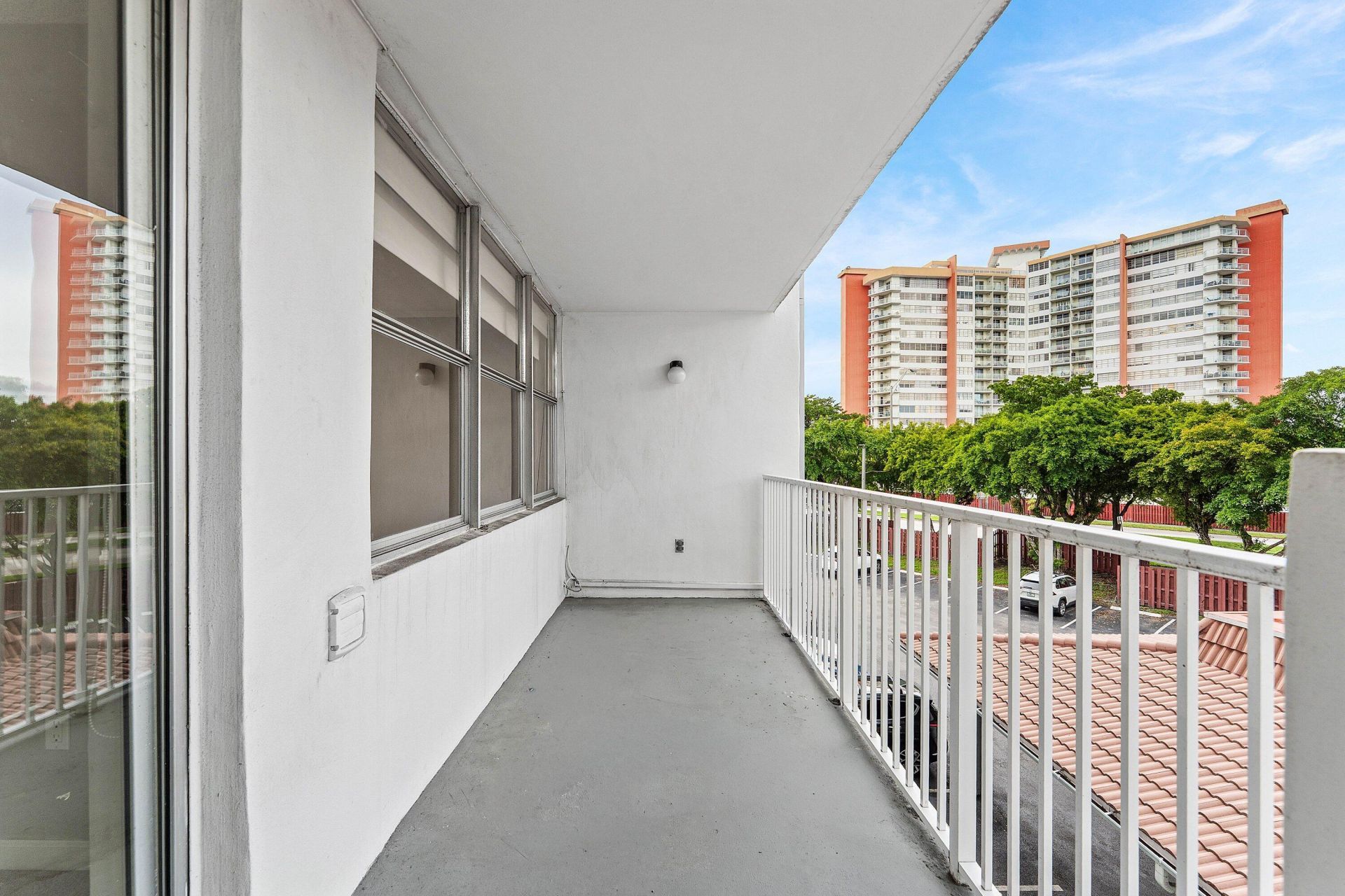 1300 NE Miami Gardens Drive, Unit 308E, Miami, FL 33179 Photo