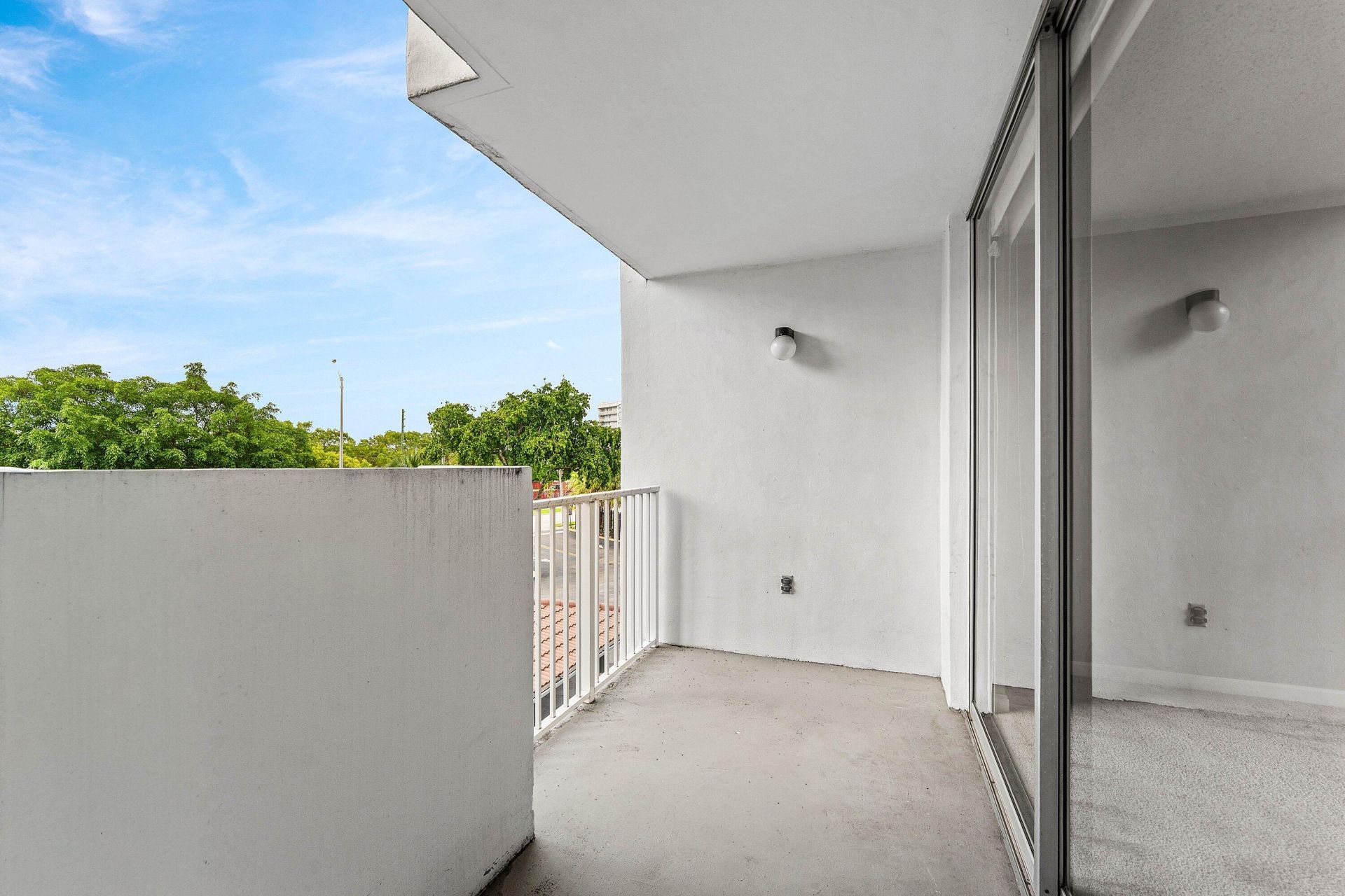 1300 NE Miami Gardens Drive, Unit 308E, Miami, FL 33179 Photo