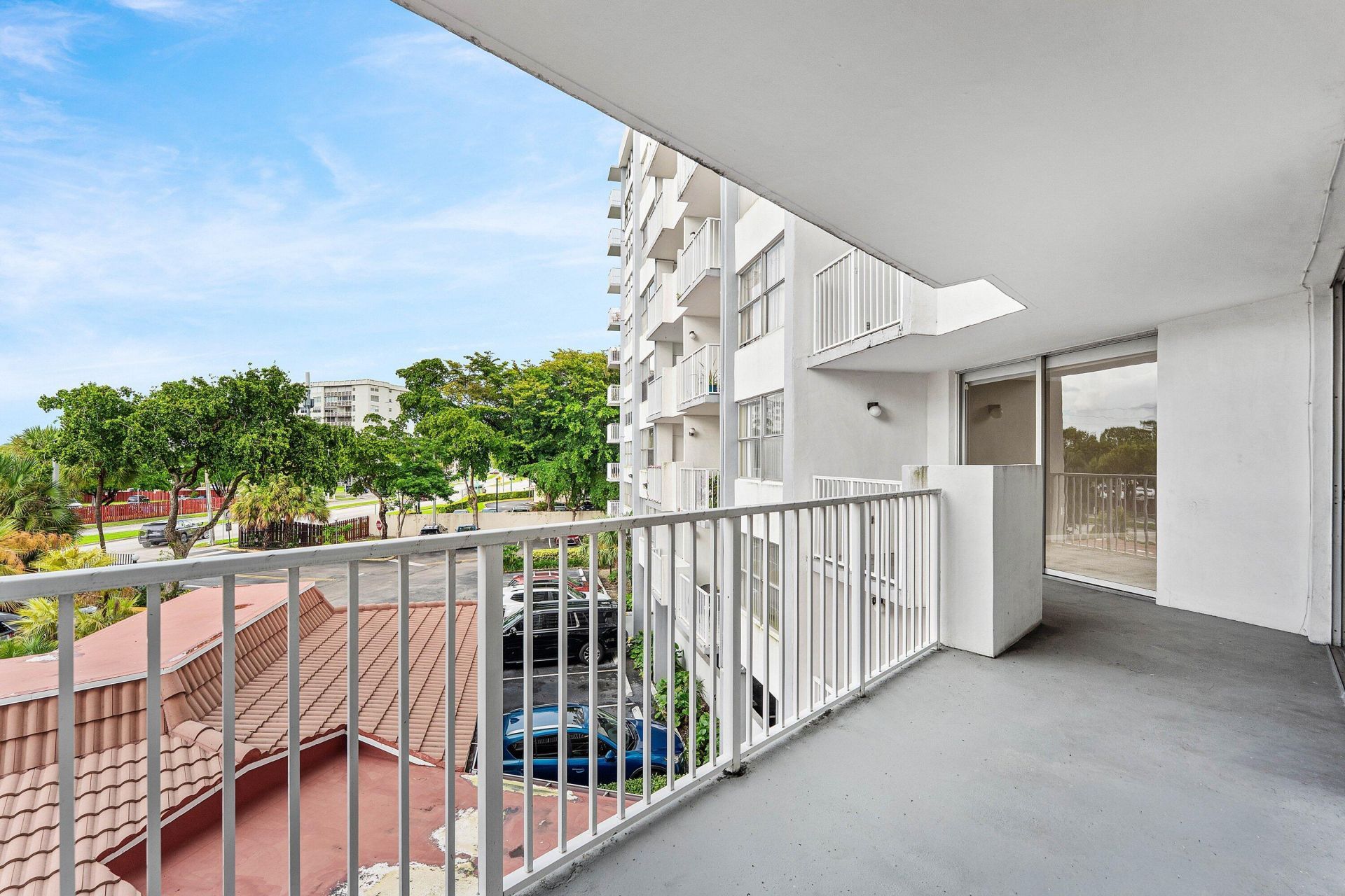 1300 NE Miami Gardens Drive, Unit 308E, Miami, FL 33179 Photo
