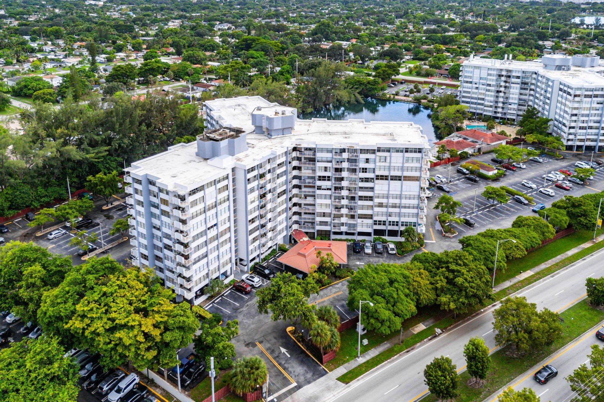 1300 NE Miami Gardens Drive, Unit 308E, Miami, FL 33179 Photo