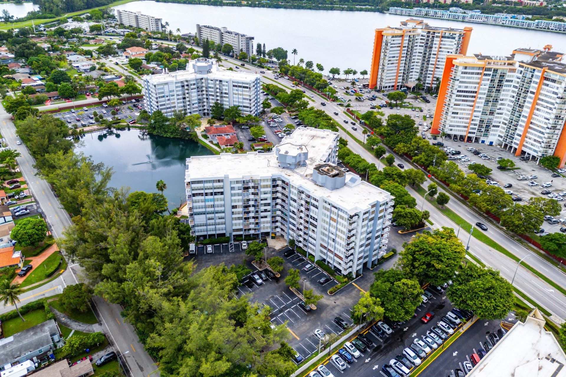 1300 NE Miami Gardens Drive, Unit 308E, Miami, FL 33179 Photo