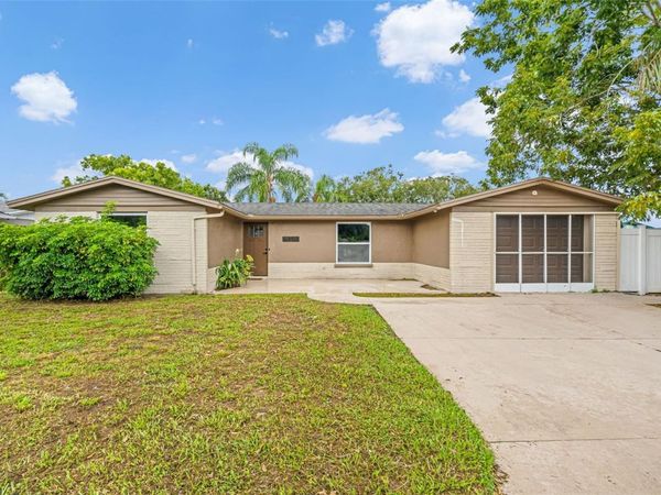 4036 SUNRAY DRIVE , HOLIDAY, FL 34691