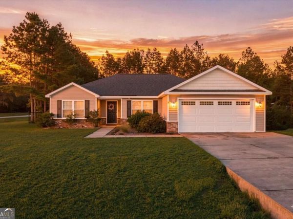 460 Abigail Circle, Ellabell, GA 31308