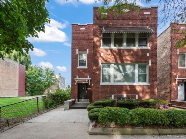 7018 S Wabash Avenue, Chicago, IL 60637