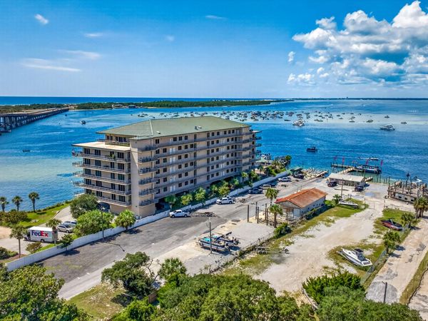 5 Calhoun Avenue, Unit 306, Destin, FL 32541