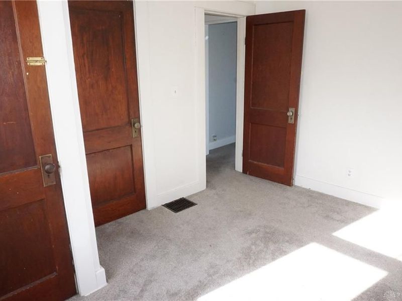 2801 Kenview Avenue, Unit B, Dayton, OH 45420 Photo 12