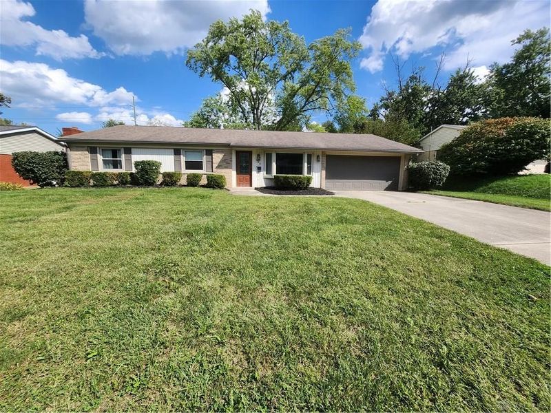 420 Clareridge Lane, Centerville, OH 45458 Photo 2