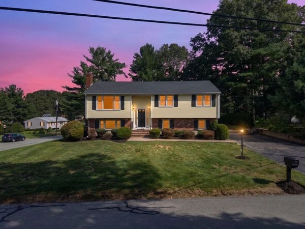 7 Barbara Road, Taunton, MA 02780