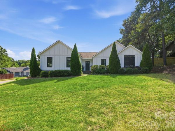 12632 Sulgrave Drive, Huntersville, NC 28078