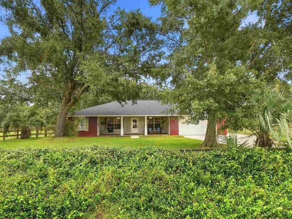 708 Mike Gibson Ln, Milton, FL 32583