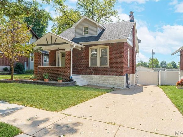 7432 Warner Avenue, Richmond Heights, MO 63117