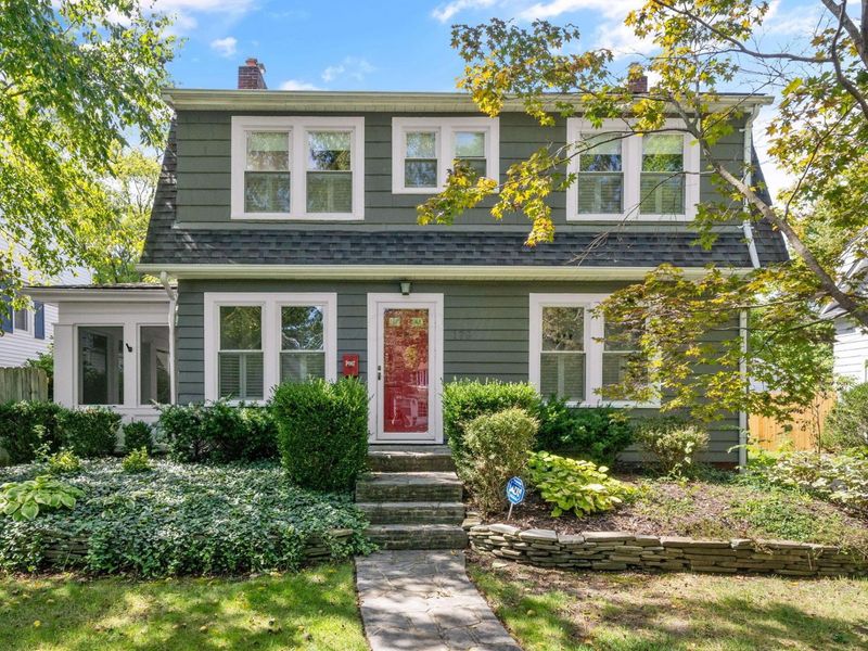 179 N Cassingham Road, Columbus, OH 43209 Photo 1