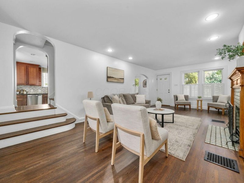 179 N Cassingham Road, Columbus, OH 43209 Photo 10