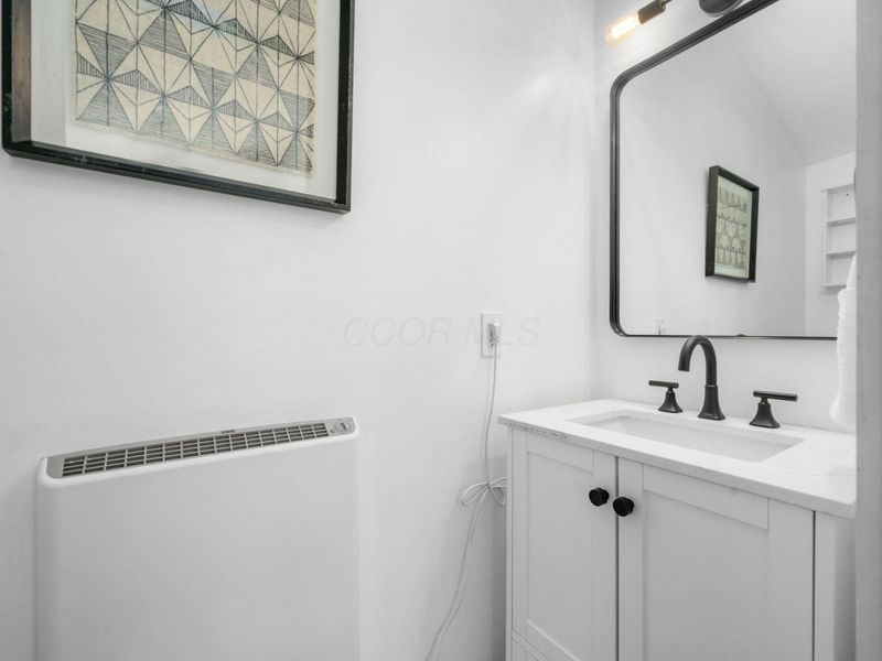 179 N Cassingham Road, Columbus, OH 43209 Photo 25